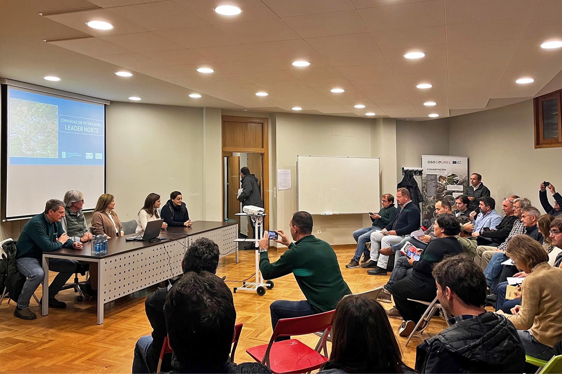 A Xunta e o Goberno asturiano organizan unhas xornadas