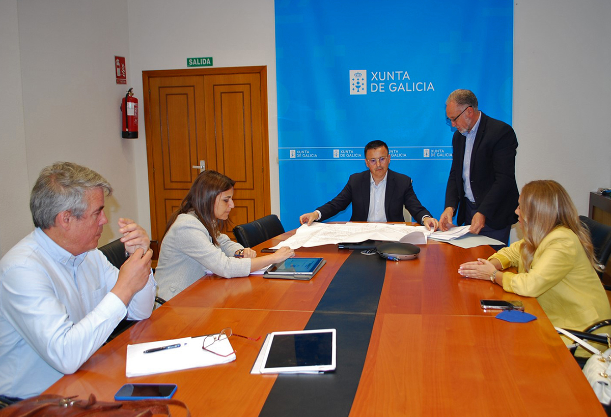 A Xunta e o concello de San Cibrao das Viñas avaliarán a implementación dun polígrono agroforestal ao abeiro da Lei de recuperación da terra agraria