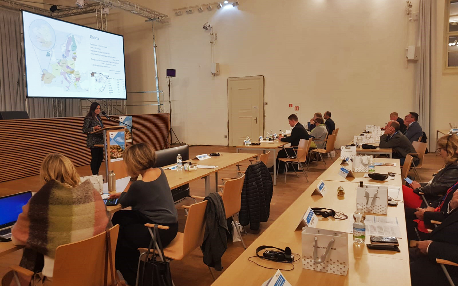 A Xunta pon en valor o seu modelo de aldeas intelixentes nun seminario internacional celebrado na República Checa