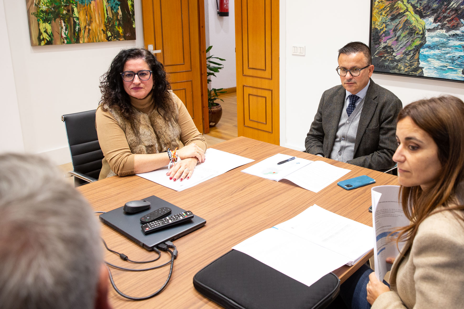 A Xunta estudará as posibilidades para seguir mobilizando e reestruturando terra no concello coruñés de Teo