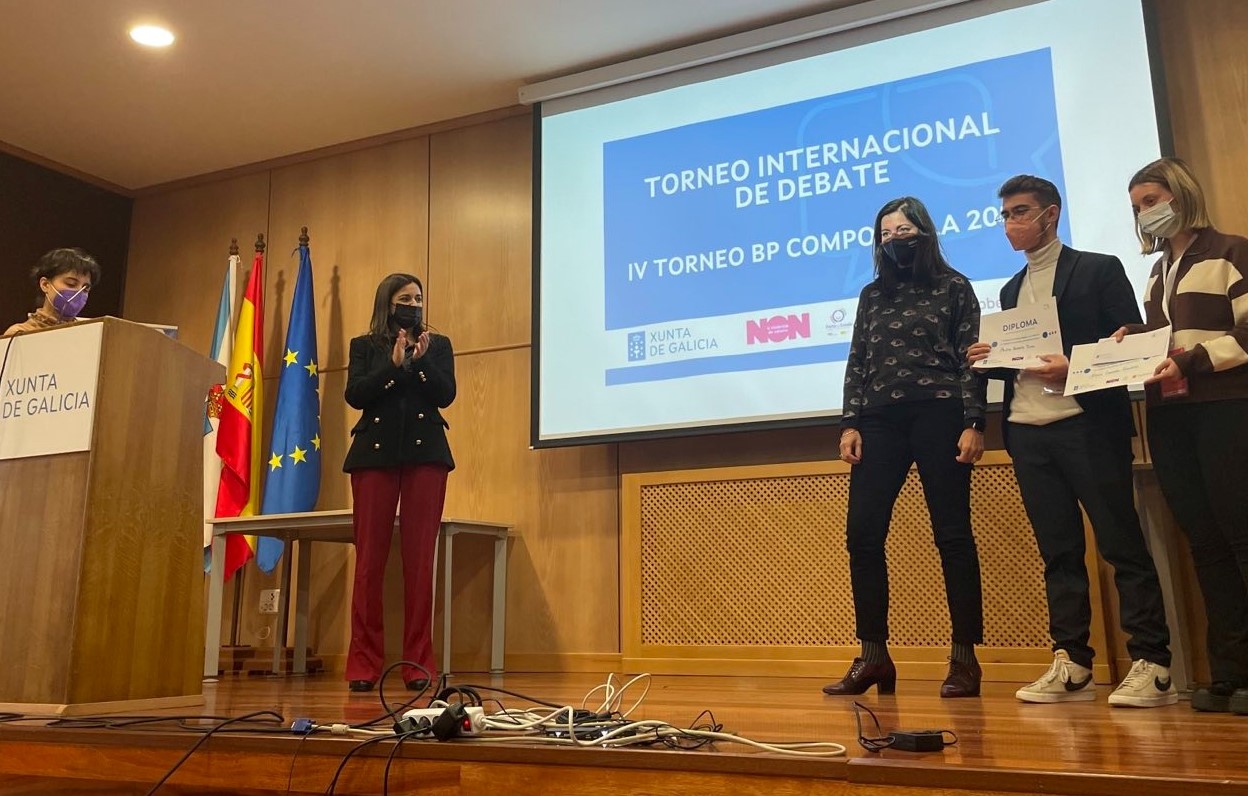 A Xunta anima aos participantes no I Torneo Internacional de Debate a coñecer o potencial do rural galego