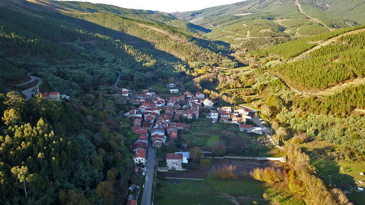 A Comisión Europea considera as aldeas modelo da Xunta de Galicia un exemplo de innovación social en comunidades rurais
